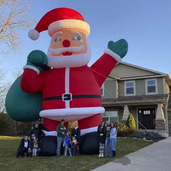 12 FT Inflatable Santa Claus