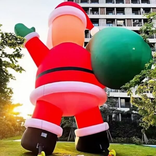 12 FT Inflatable Santa Claus - Image 2