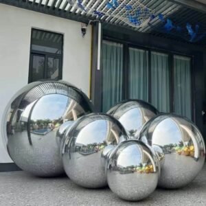 giant inflatable balloon